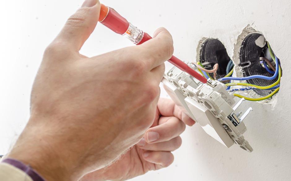 électricien de maintenance Étréchy